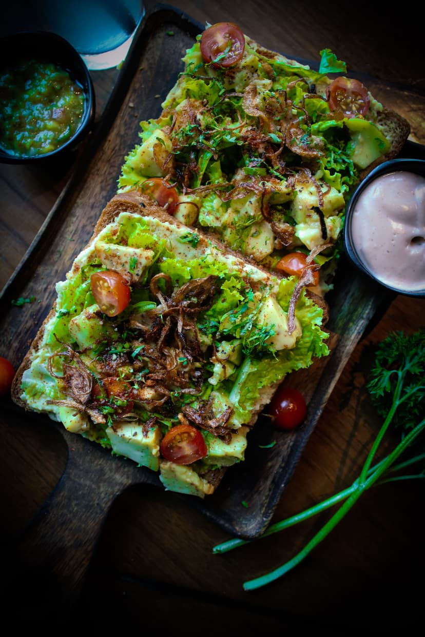Avocado & Malai Paneer Silk Crunch