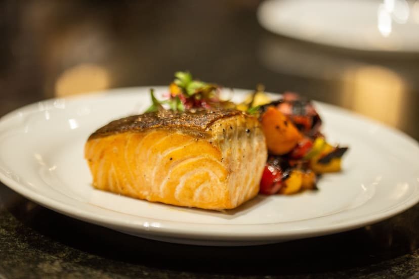Tandoor-Roasted Salmon (8 oz)